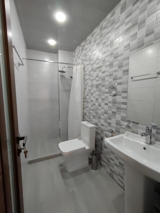 V.Mod Hotel Erivan Exterior foto